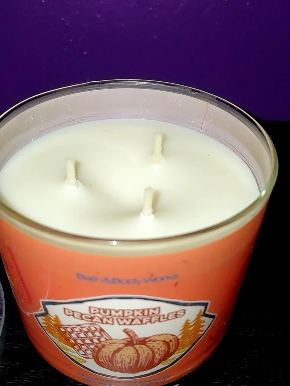Bath & Body Works Pumpkin Pecan Waffles Candle - Orange - Picture 2 of 4